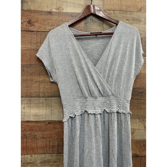Caution To The Wind A Line Dress Gray Stripe Short Sleeve Large - Picture 3 of 9